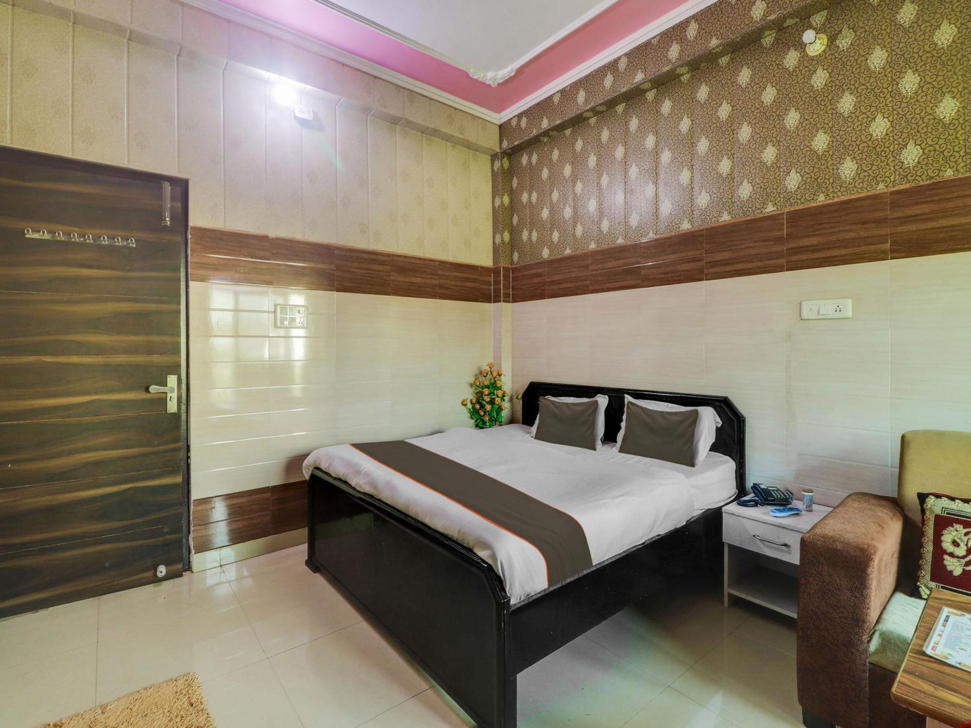 Collection O Paradise And Restaurant Hotel Kashipur Ngoại thất bức ảnh
