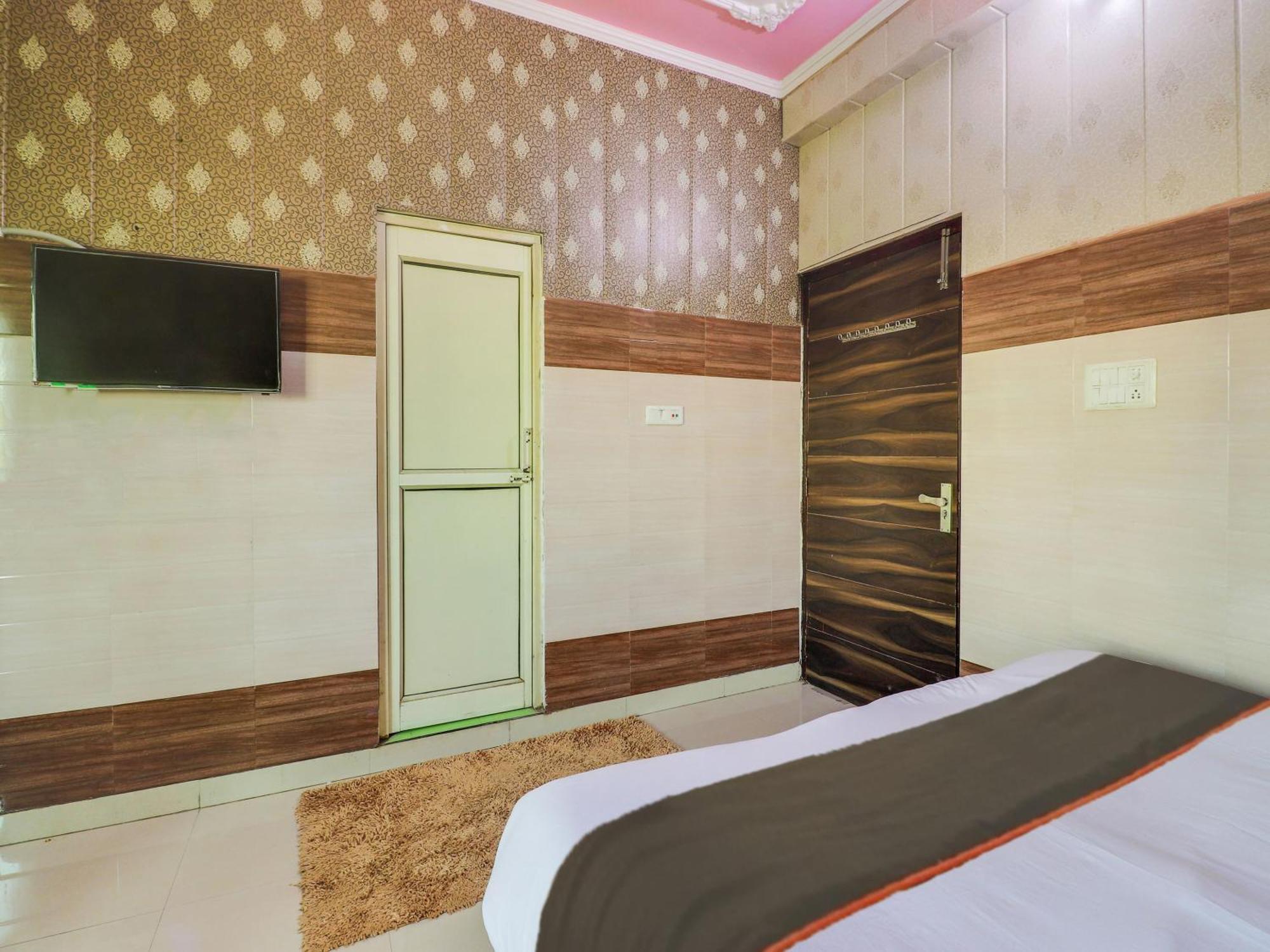 Collection O Paradise And Restaurant Hotel Kashipur Ngoại thất bức ảnh